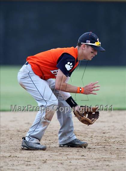 Thumbnail 3 in Briarcliff vs. Dunkirk (NYSPHSAA Class B Semifinal) photogallery.