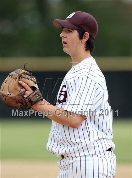 Thumbnail 2 in Briarcliff vs. Dunkirk (NYSPHSAA Class B Semifinal) photogallery.