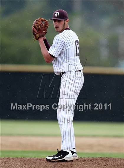 Thumbnail 1 in Briarcliff vs. Dunkirk (NYSPHSAA Class B Semifinal) photogallery.