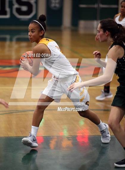 Thumbnail 2 in Clovis West vs. Bishop Manogue (Elite is Earned Showcase) photogallery.