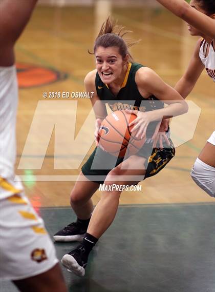 Thumbnail 3 in Clovis West vs. Bishop Manogue (Elite is Earned Showcase) photogallery.