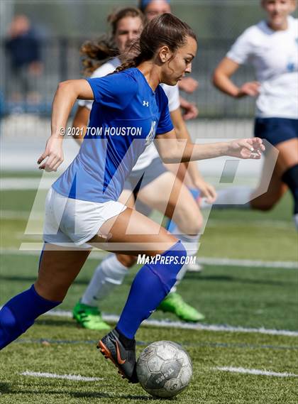 Thumbnail 1 in Crescenta Valley @ Alta Loma photogallery.