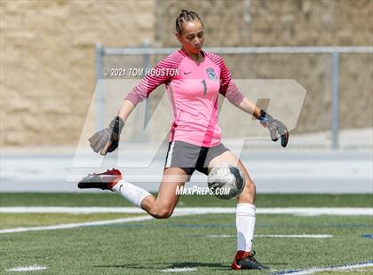 Thumbnail 1 in Crescenta Valley @ Alta Loma photogallery.