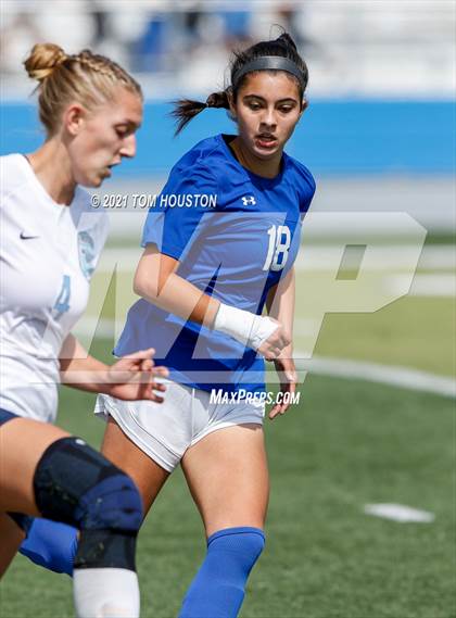 Thumbnail 3 in Crescenta Valley @ Alta Loma photogallery.