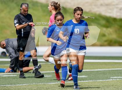 Thumbnail 1 in Crescenta Valley @ Alta Loma photogallery.