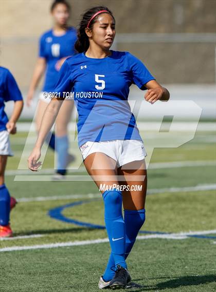 Thumbnail 1 in Crescenta Valley @ Alta Loma photogallery.