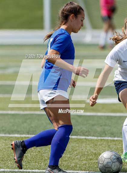 Thumbnail 3 in Crescenta Valley @ Alta Loma photogallery.
