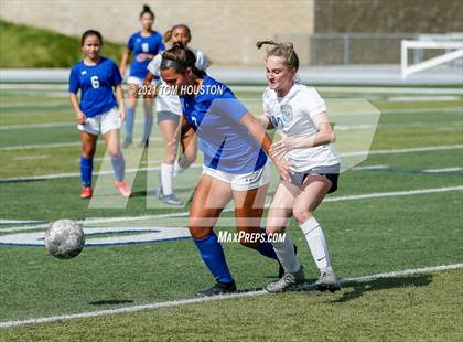 Thumbnail 1 in Crescenta Valley @ Alta Loma photogallery.