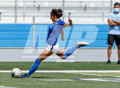 Thumbnail 1 in Crescenta Valley @ Alta Loma photogallery.