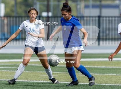 Thumbnail 2 in Crescenta Valley @ Alta Loma photogallery.