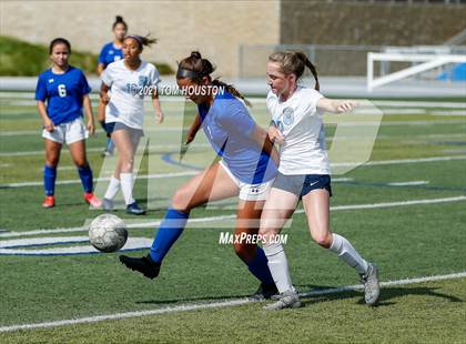 Thumbnail 3 in Crescenta Valley @ Alta Loma photogallery.