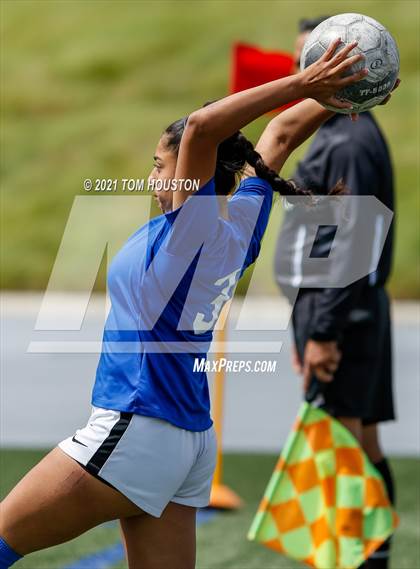 Thumbnail 3 in Crescenta Valley @ Alta Loma photogallery.