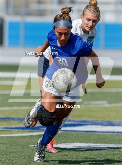 Thumbnail 2 in Crescenta Valley @ Alta Loma photogallery.