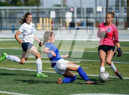 Thumbnail 3 in Crescenta Valley @ Alta Loma photogallery.