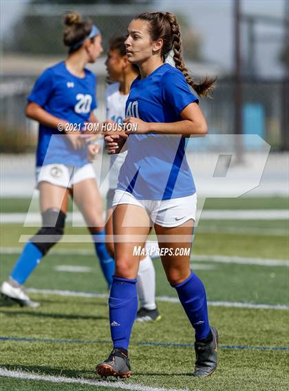 Thumbnail 2 in Crescenta Valley @ Alta Loma photogallery.