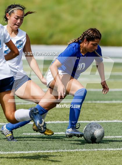 Thumbnail 3 in Crescenta Valley @ Alta Loma photogallery.