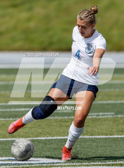 Thumbnail 1 in Crescenta Valley @ Alta Loma photogallery.