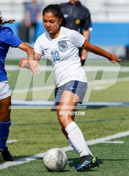 Thumbnail 3 in Crescenta Valley @ Alta Loma photogallery.