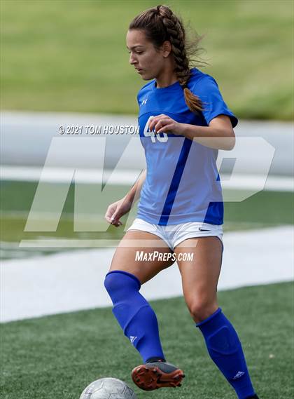 Thumbnail 1 in Crescenta Valley @ Alta Loma photogallery.