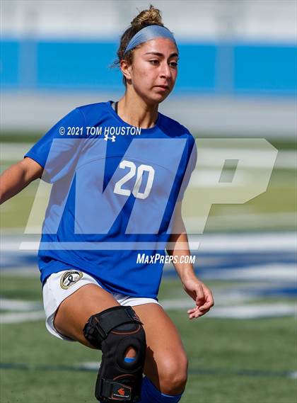 Thumbnail 1 in Crescenta Valley @ Alta Loma photogallery.
