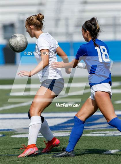 Thumbnail 2 in Crescenta Valley @ Alta Loma photogallery.