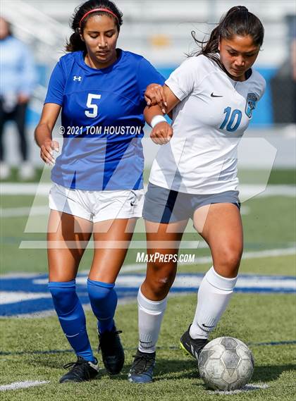 Thumbnail 3 in Crescenta Valley @ Alta Loma photogallery.