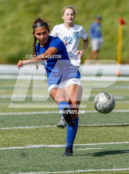 Thumbnail 2 in Crescenta Valley @ Alta Loma photogallery.