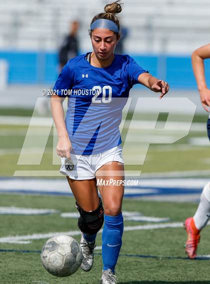 Thumbnail 1 in Crescenta Valley @ Alta Loma photogallery.