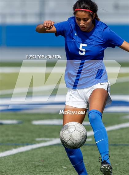 Thumbnail 1 in Crescenta Valley @ Alta Loma photogallery.