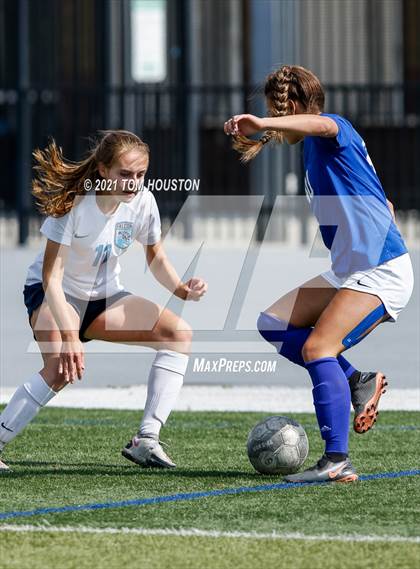 Thumbnail 2 in Crescenta Valley @ Alta Loma photogallery.