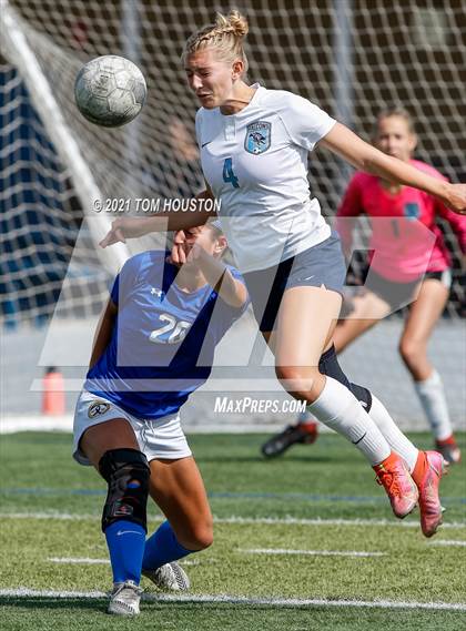 Thumbnail 2 in Crescenta Valley @ Alta Loma photogallery.