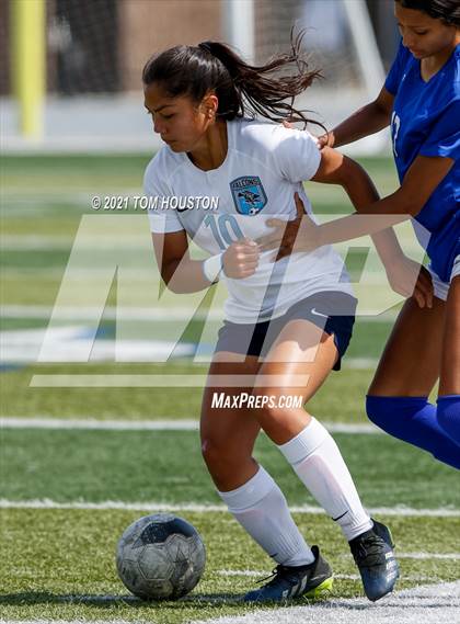 Thumbnail 2 in Crescenta Valley @ Alta Loma photogallery.