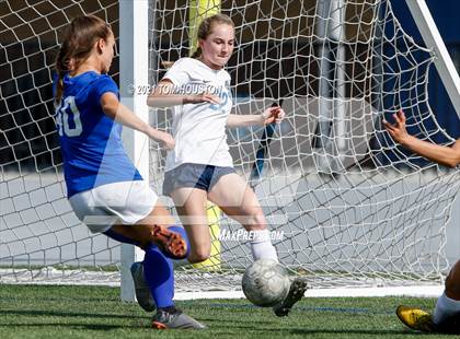 Thumbnail 1 in Crescenta Valley @ Alta Loma photogallery.