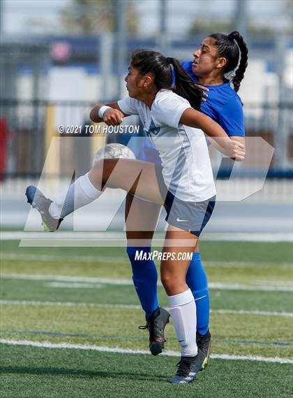 Thumbnail 2 in Crescenta Valley @ Alta Loma photogallery.