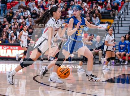 Thumbnail 3 in Valencia @ Segerstrom photogallery.