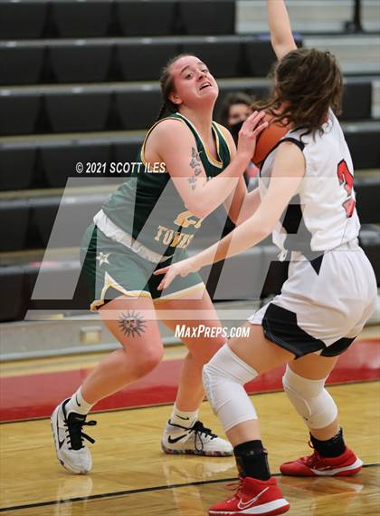 Thumbnail 2 in Hamilton Township vs. Circleville photogallery.