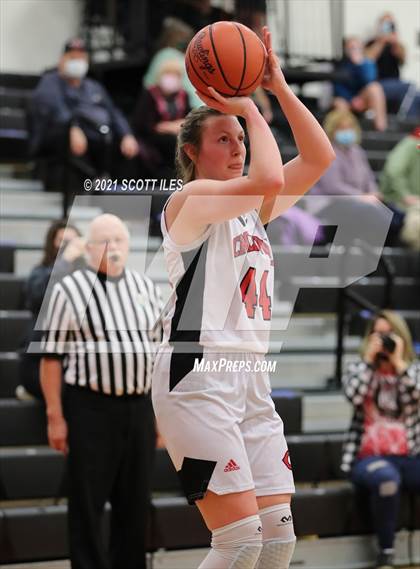 Thumbnail 2 in Hamilton Township vs. Circleville photogallery.