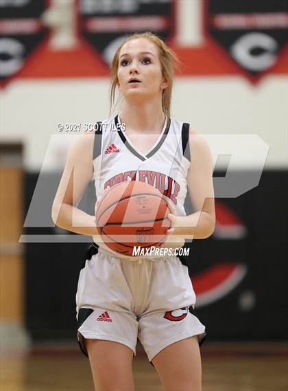Thumbnail 2 in Hamilton Township vs. Circleville photogallery.