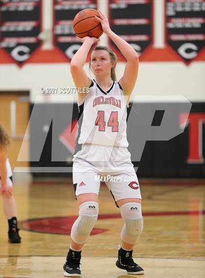 Thumbnail 3 in Hamilton Township vs. Circleville photogallery.
