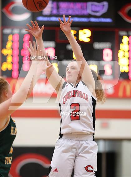 Thumbnail 2 in Hamilton Township vs. Circleville photogallery.