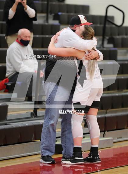 Thumbnail 1 in Hamilton Township vs. Circleville photogallery.