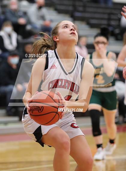 Thumbnail 2 in Hamilton Township vs. Circleville photogallery.