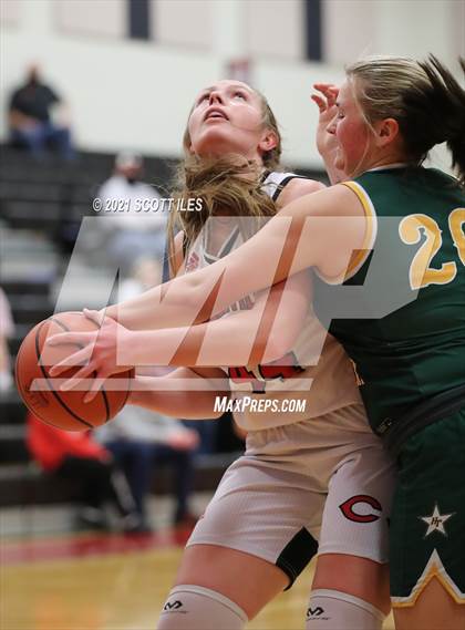 Thumbnail 3 in Hamilton Township vs. Circleville photogallery.