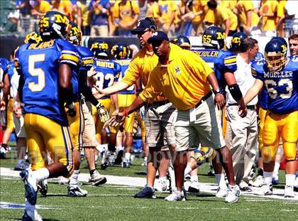 Thumbnail 1 in Montgomery Bell Academy vs. Archbishop Moeller (Kirk Herbstreit Varsity Football Series) photogallery.