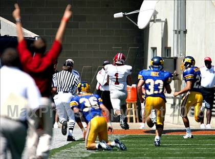 Thumbnail 2 in Montgomery Bell Academy vs. Archbishop Moeller (Kirk Herbstreit Varsity Football Series) photogallery.