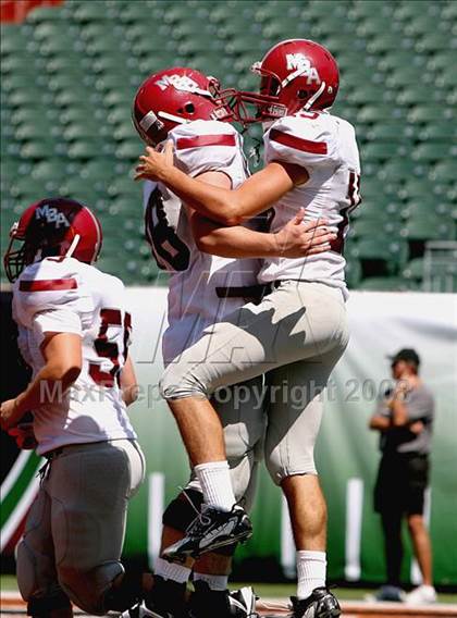 Thumbnail 2 in Montgomery Bell Academy vs. Archbishop Moeller (Kirk Herbstreit Varsity Football Series) photogallery.