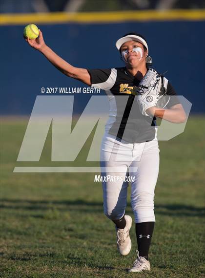 Thumbnail 2 in Watsonville vs. Pioneer (CIF CCS D1 Semifinal) photogallery.