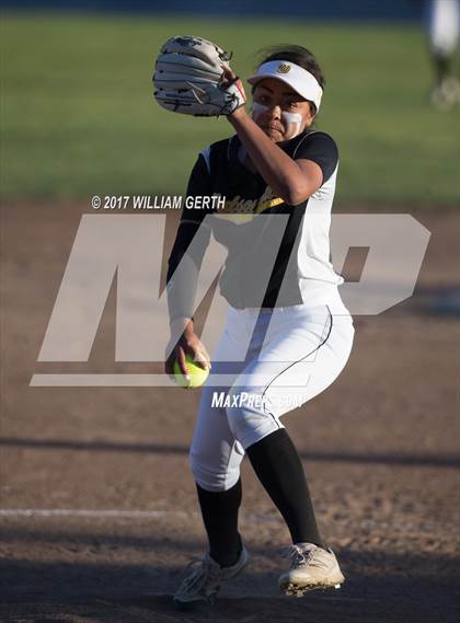 Thumbnail 2 in Watsonville vs. Pioneer (CIF CCS D1 Semifinal) photogallery.
