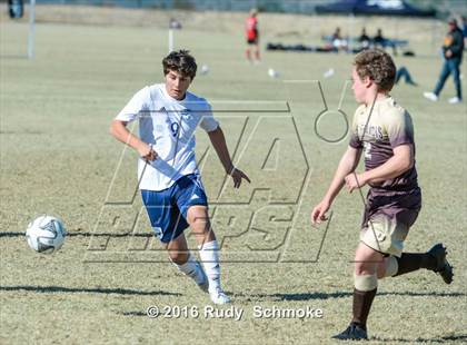 Thumbnail 3 in San Dieguito Academy vs Saint Francis photogallery.