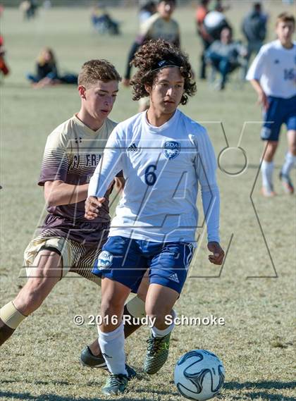 Thumbnail 3 in San Dieguito Academy vs Saint Francis photogallery.